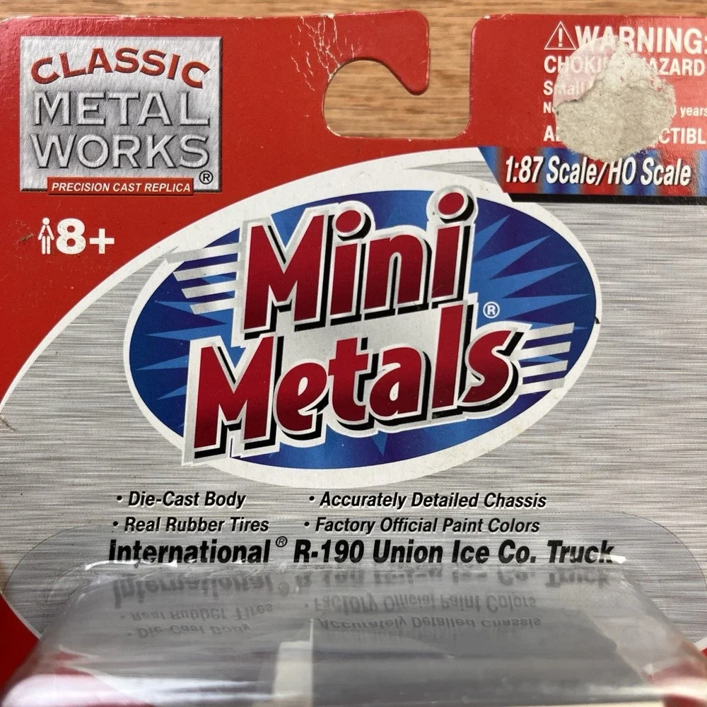 Mini Metals 1:87/HO Scale International R-190 Union Ice Co Truck‎ NEW
